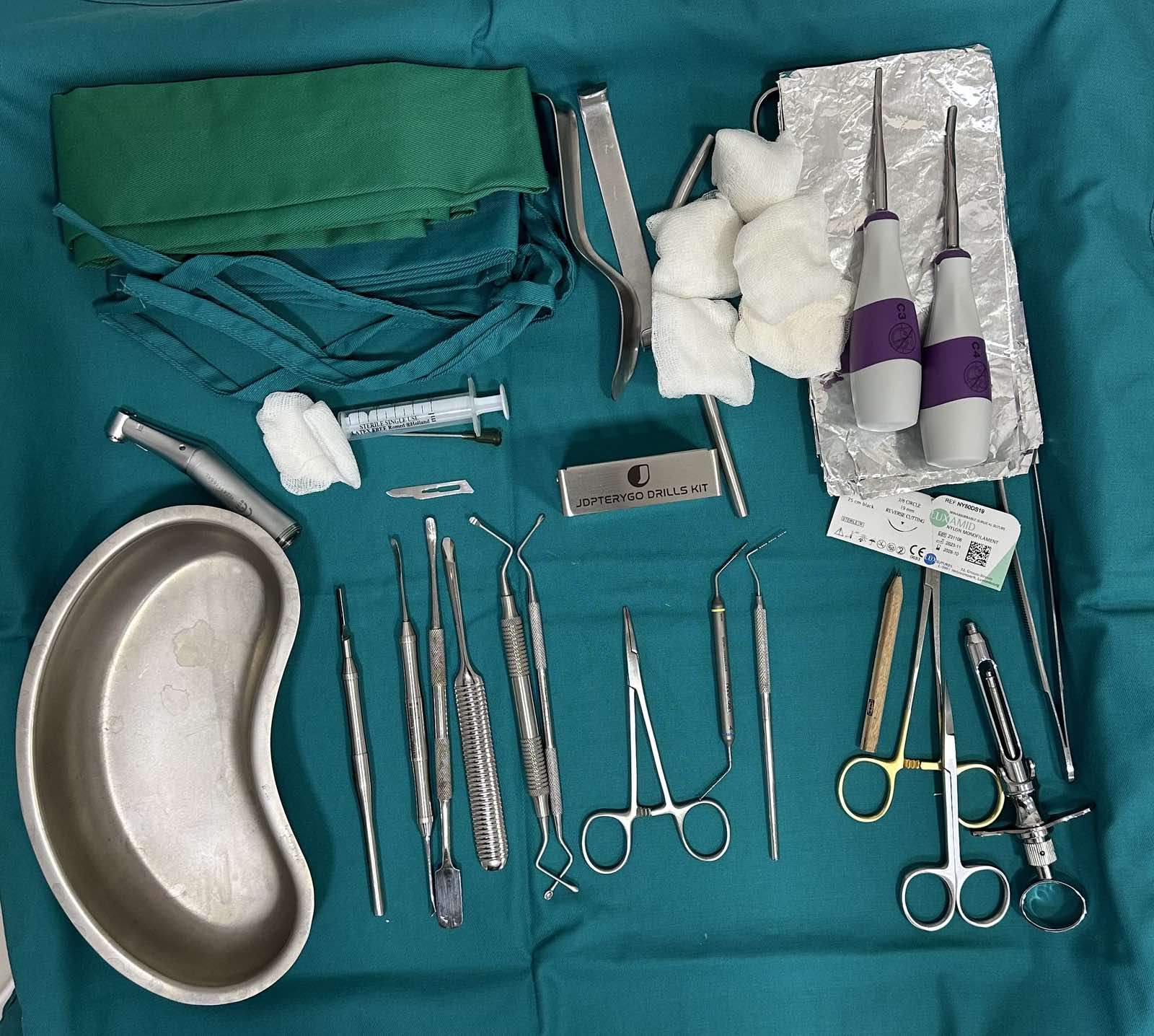 implantologija
